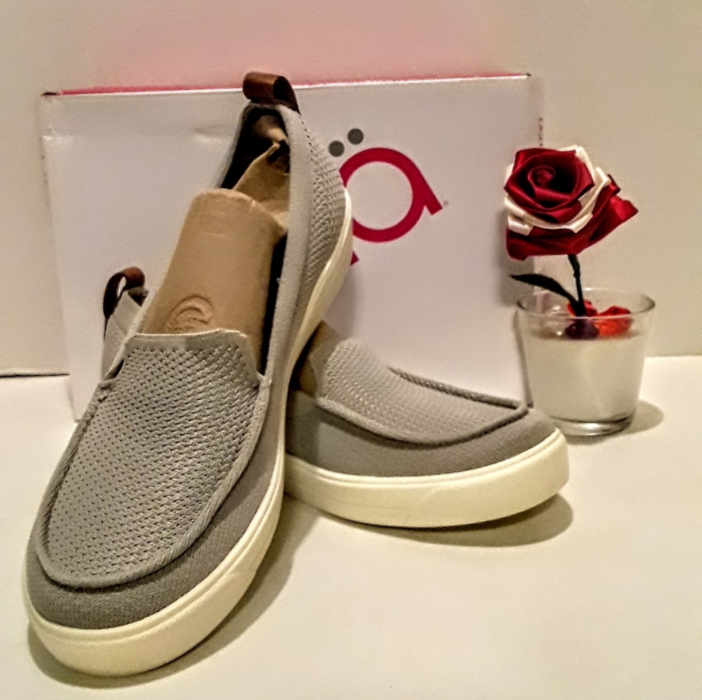 WOMENS SPORT SNEAKERS BY RYKA Size 9